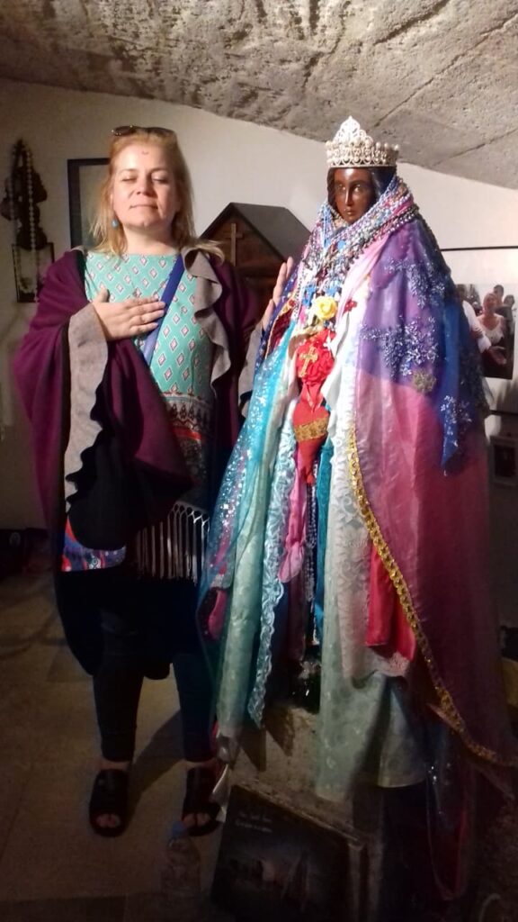 Mary Magdalene Path, Sari Kali