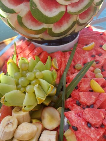 Dahabeya, fruit plate