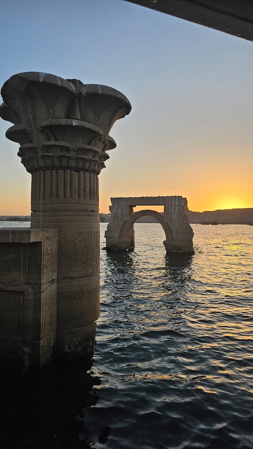 Christmas the rebirth of light, Philae