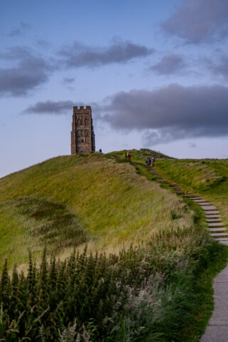 Grál Kódok - Spirituális Elvonulás Avalonban, Tor, Glastonbury 4.