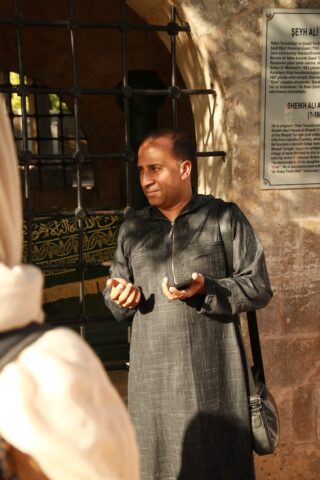 tiamat-sarkanyanya-spiritualis-utazas-abraham-profeta-barlangja