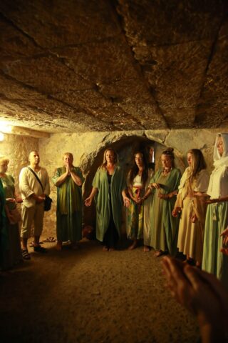 tiamat-sarkanyanya-spiritualis-utazas-sumer-templom